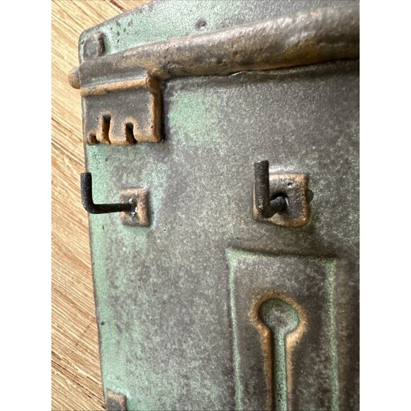 Segovia Spain Handmade Ceramic Wall Key Holder 3 Hooks - Antique Rim Lock Style - Picture 9 of 10